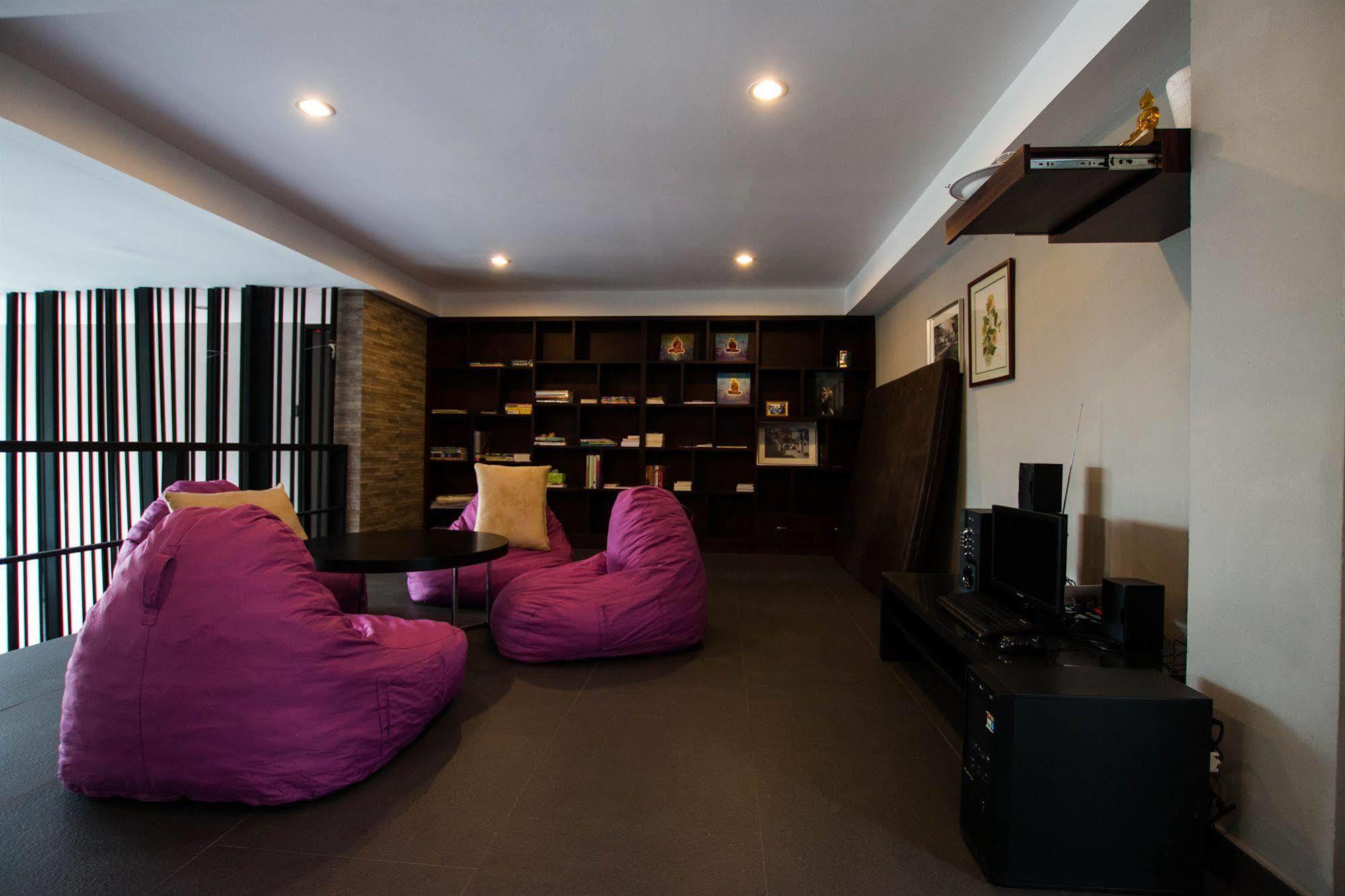 Siwa House Hotel Nong Prue Екстериор снимка